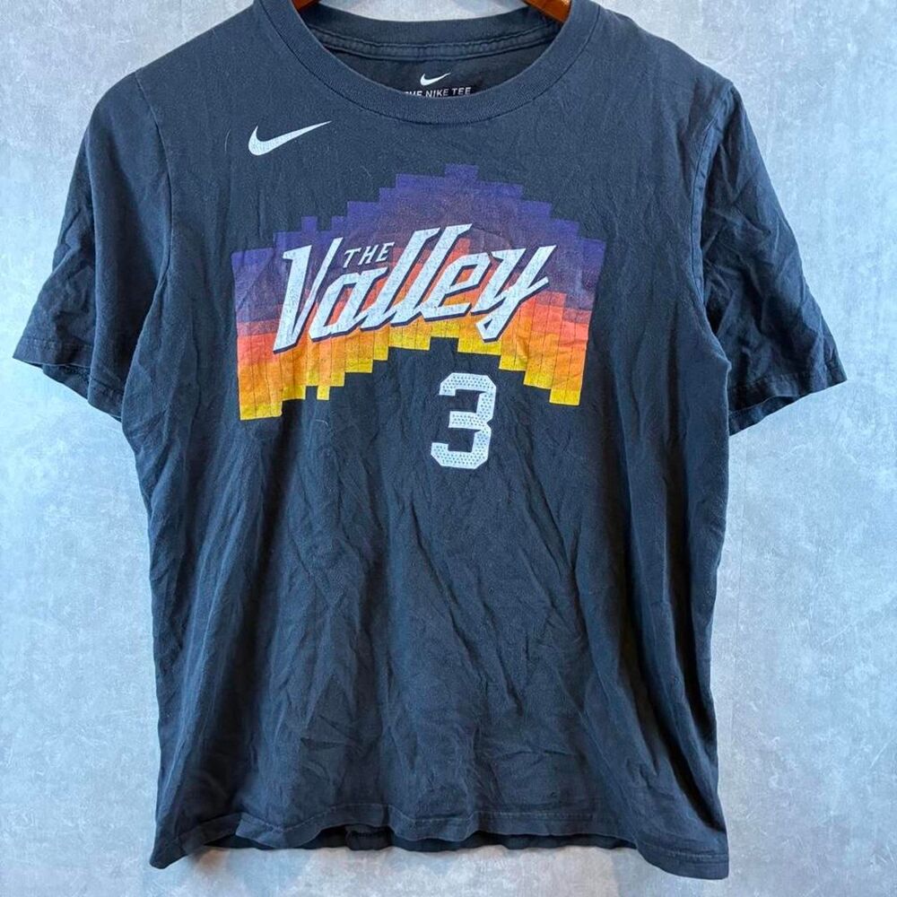 Nike Men's Black and Grey T-shirt